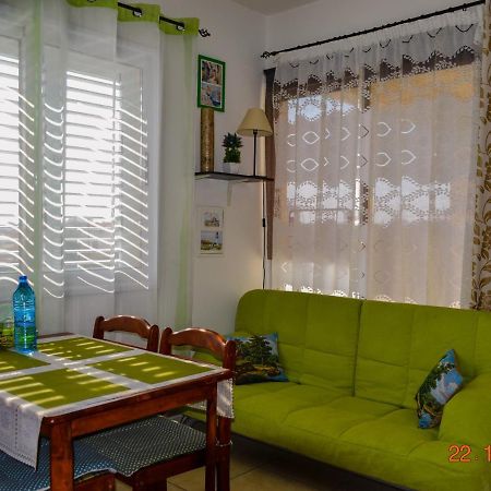 Enjoy The Silence Apartments Paphos Buitenkant foto