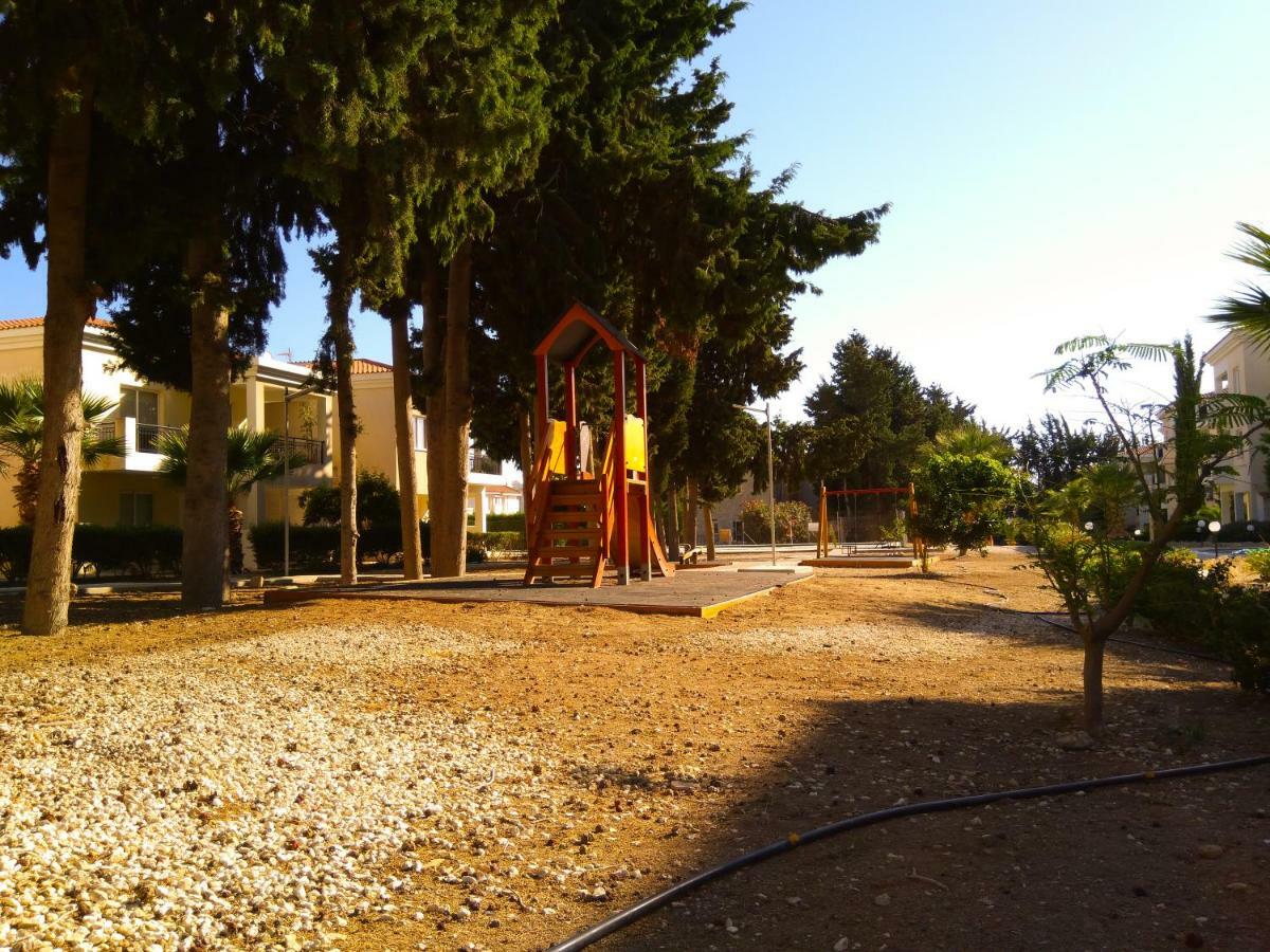 Enjoy The Silence Apartments Paphos Buitenkant foto